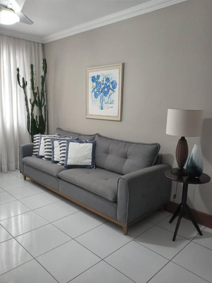 Apartamento completo na calçada da praia Apartment Гуаружа Екстериор снимка