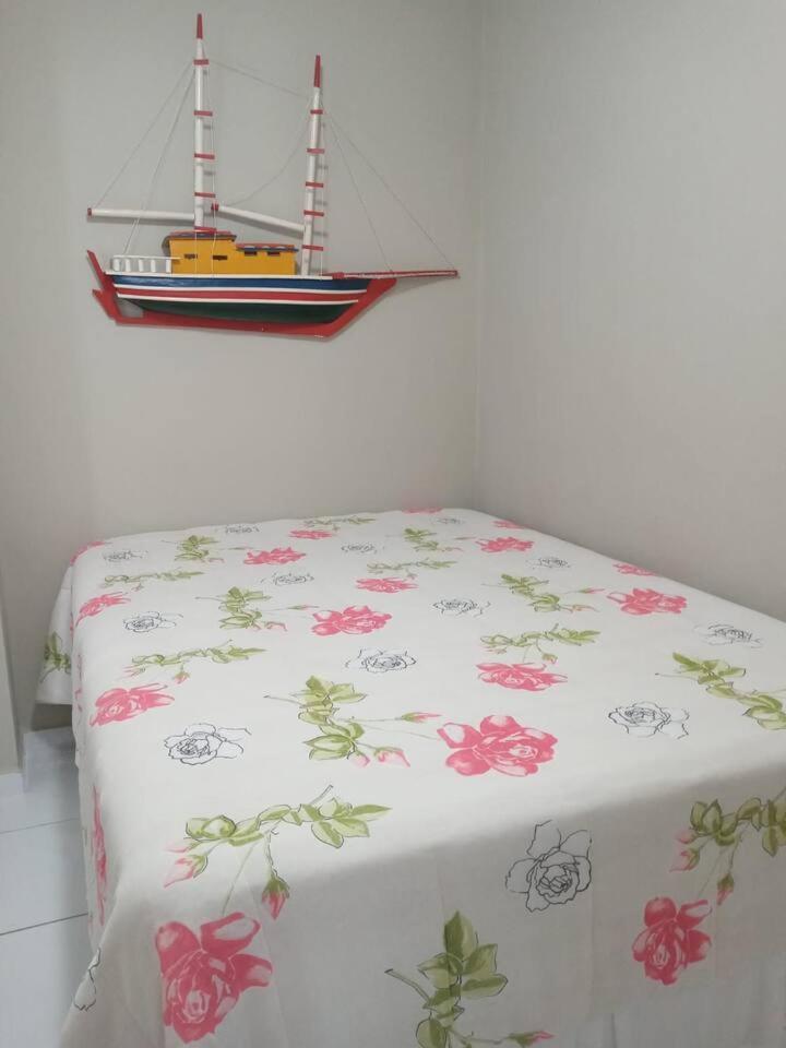 Apartamento completo na calçada da praia Apartment Гуаружа Екстериор снимка